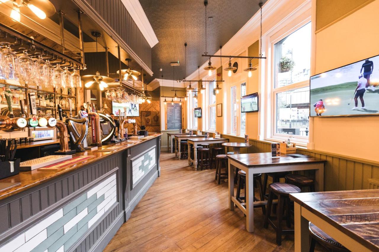 Black Lion Hotel Manchester Σάλφορντ Εξωτερικό φωτογραφία
