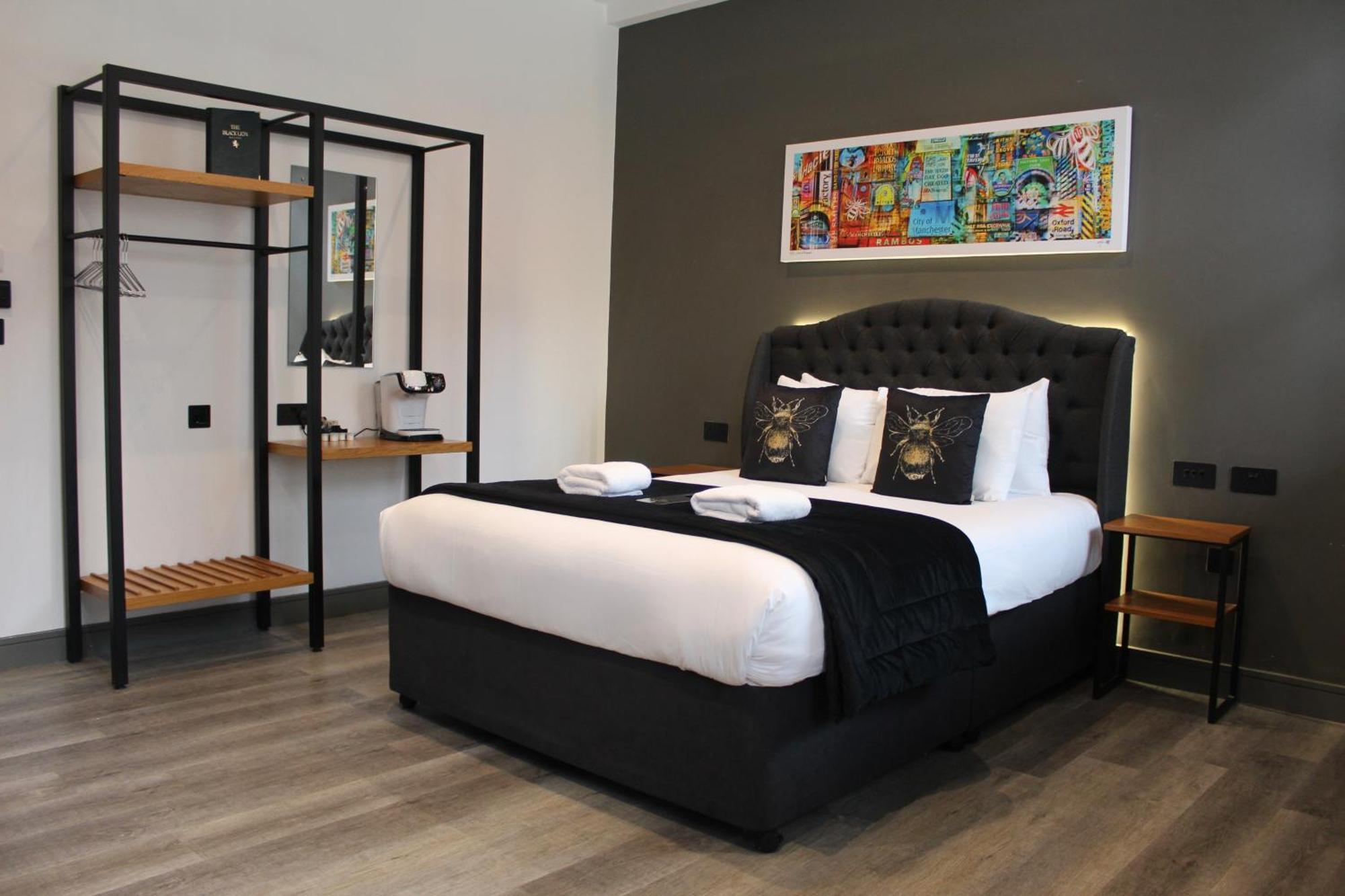 Black Lion Hotel Manchester Σάλφορντ Εξωτερικό φωτογραφία