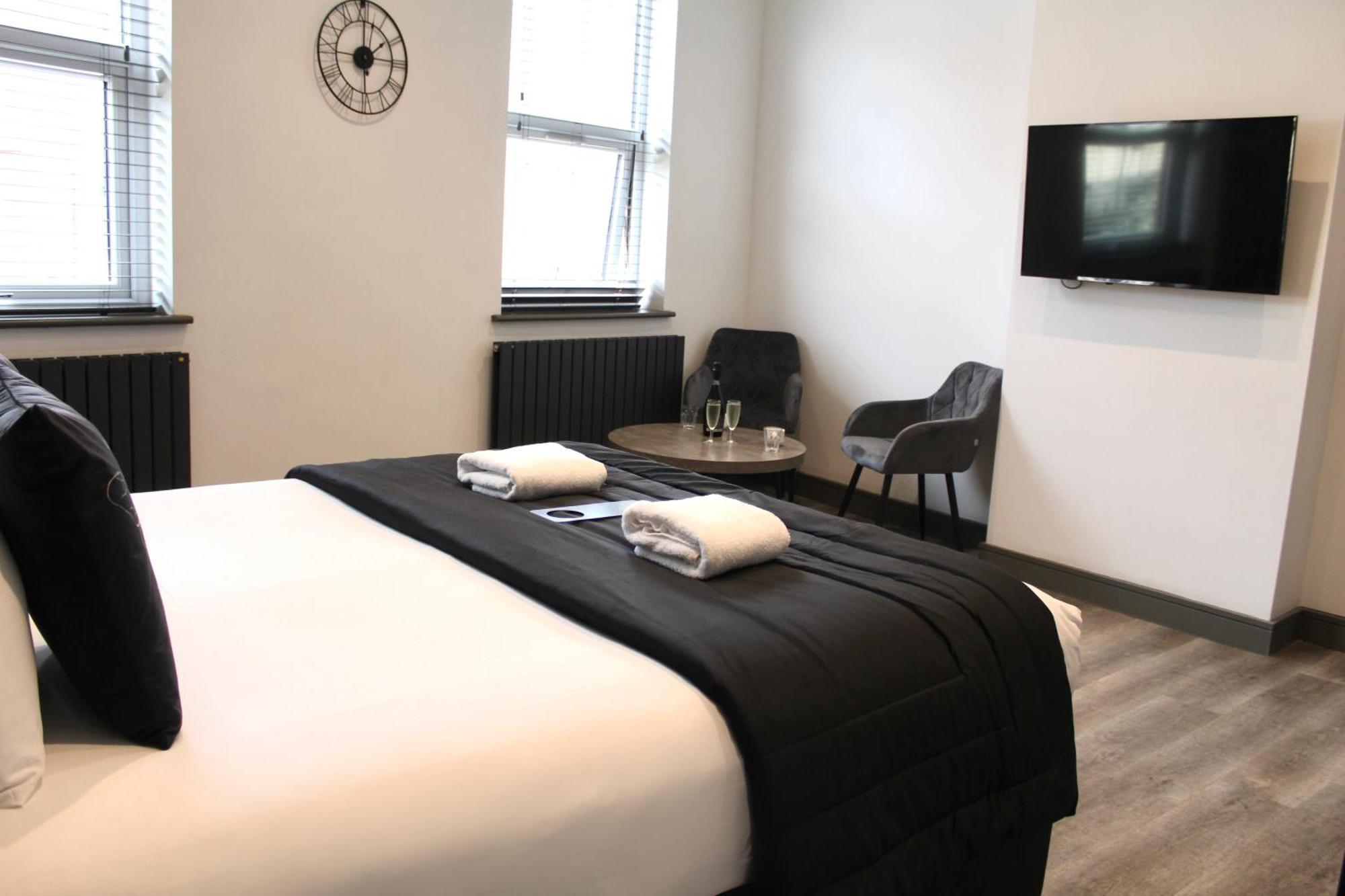 Black Lion Hotel Manchester Σάλφορντ Εξωτερικό φωτογραφία
